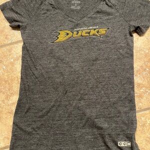 Women's Anaheim Ducks Top Perry
